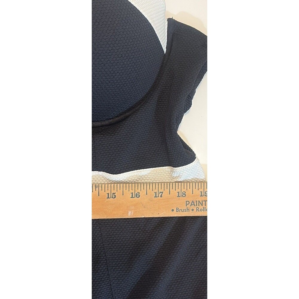 TORRID!Push Up Swimsuit Black White Textured Size 3 Plus Beach Pool Vacation 3X - Picture 12 of 12